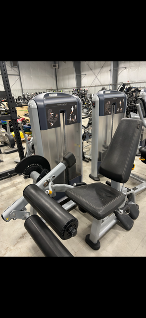 1 FULL USED PRECOR GYM