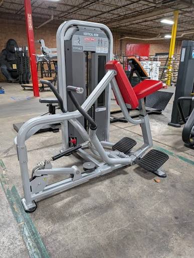 USED STAR TRAC 11 SINGLE STATION CIRCUIT FOR COMMERCIAL GYM